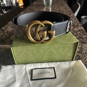 Authentic Gucci GG wide belt